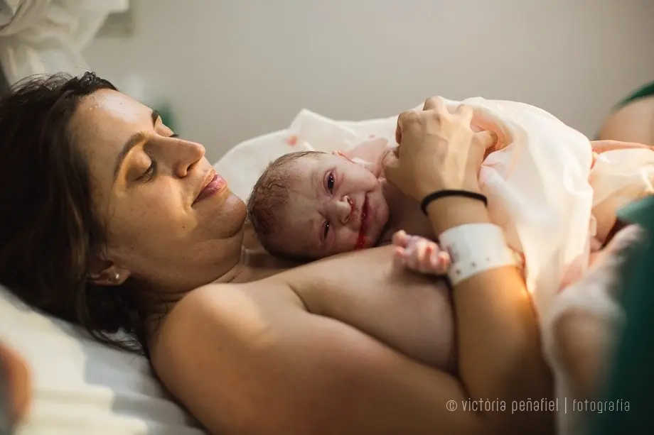 parto-nacimiento-birth-naixement-hospital-newborn-barcelona (14)