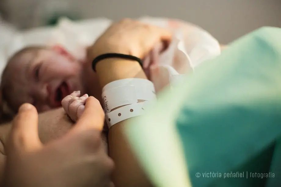 parto-nacimiento-birth-naixement-hospital-newborn-barcelona (16)