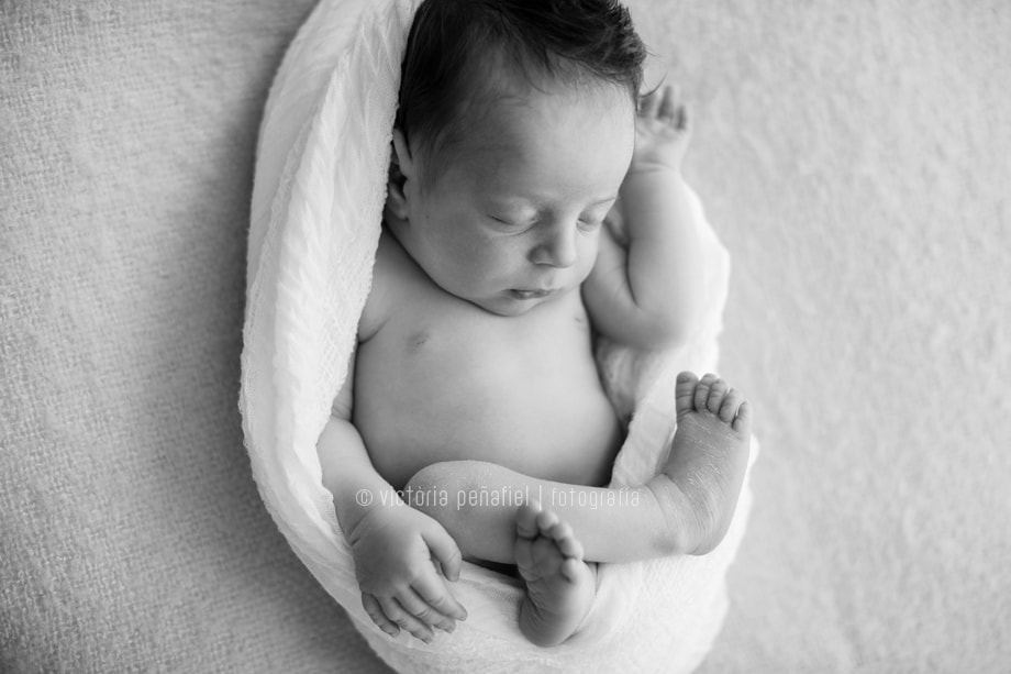 Cuándo hacer una sesión de fotos newborn: ¿hay una fecha lí­mite?