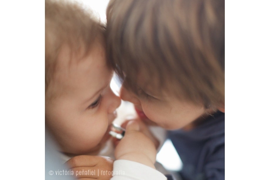 ¿Qué tienen tus propios hijos que los miras embobada?