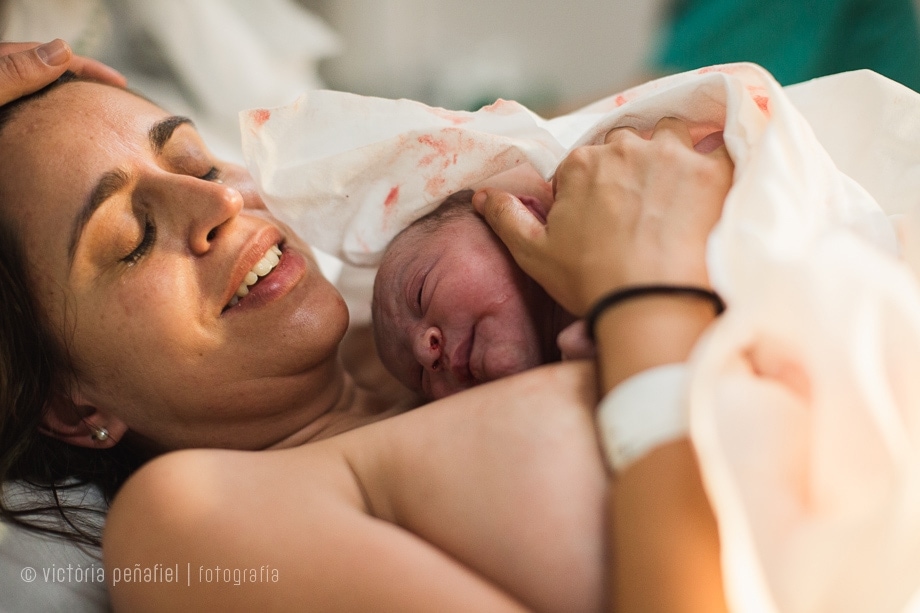 parto-nacimiento-birth-naixement-hospital-newborn-barcelona (18)